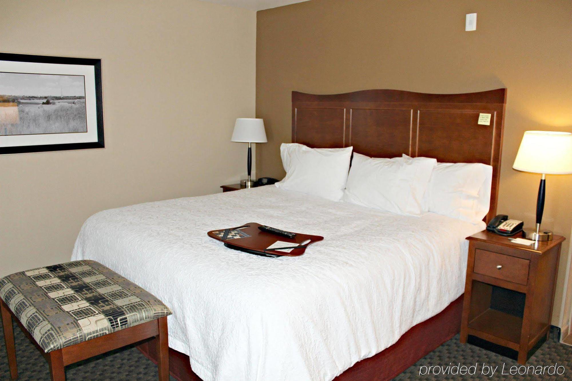Hampton Inn Chickasha Exterior photo